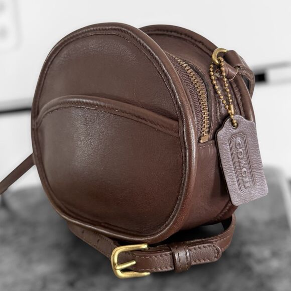 Coach Handbags - Vintage Coach 9982 Mahogany Canteen Round Crossbody Shoulder Bag